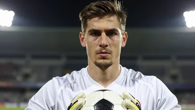 Bivši vratar Rangersa Robby McCrorie potpisao je dvogodišnji ugovor s NK Varaždin, klubom koji je drugi na SuperSport HNL...